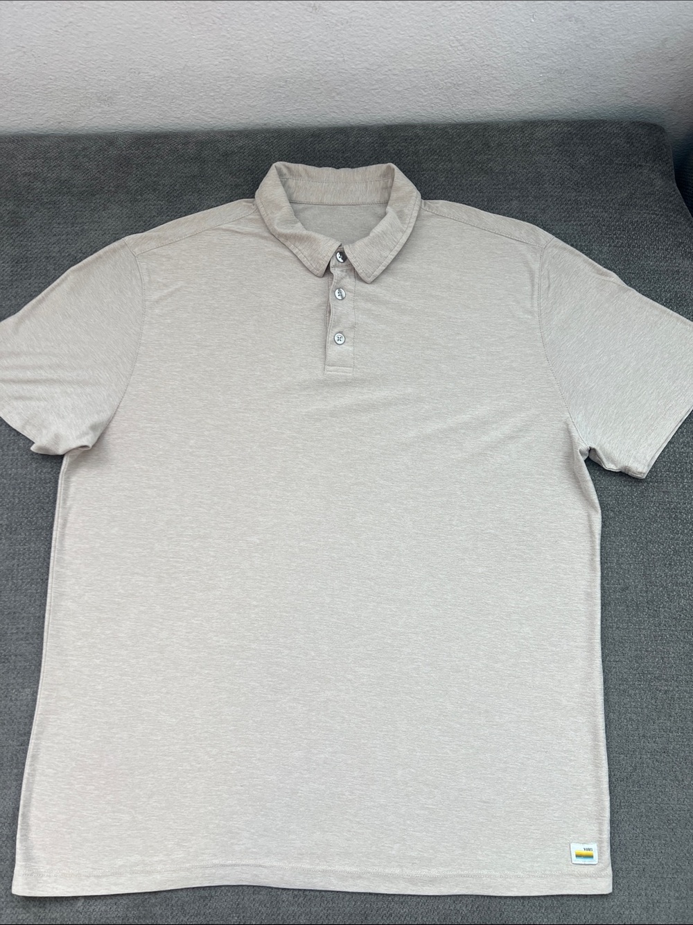 Vuori Men's Polo in Light Beige Heather - Picture 3 of 6
